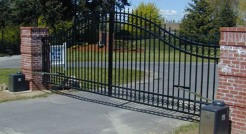 Driveway Gate - Cape Fear Fence Company